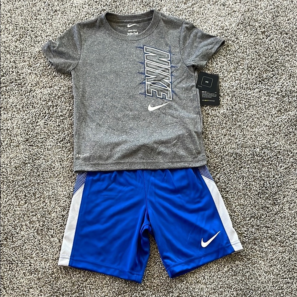 NEW! NIKE BLUE AND GRAY 2-PIECE T-SHIRT & SHORTS SET. SIZE 6. BOYS.